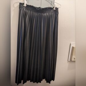 Black Faux leather pleated skirt